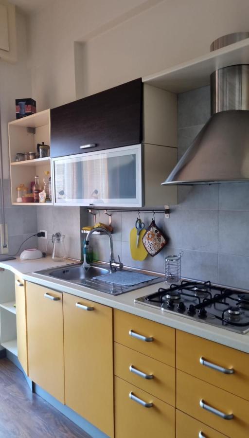 House Of Fly With Sea View, Front The Beach Savona Esterno foto